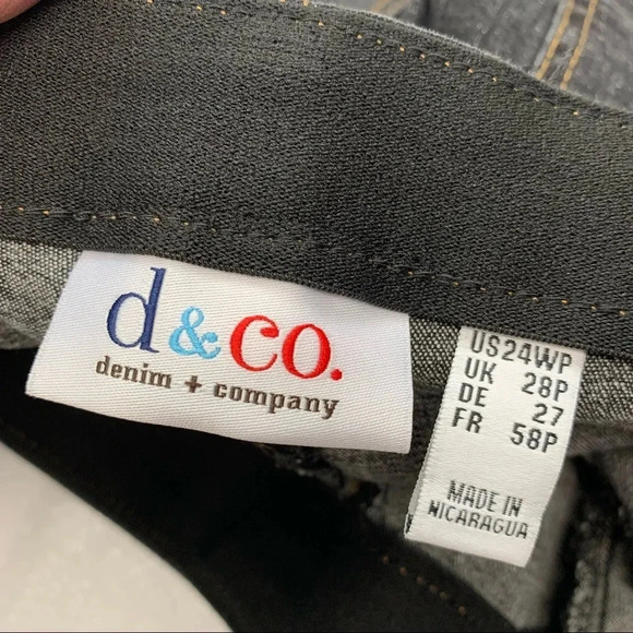 Denim & Co Womans Pull On Jeans Size 24WP  Black Straight Tapered Pockets Stretc - Picture 7 of 11